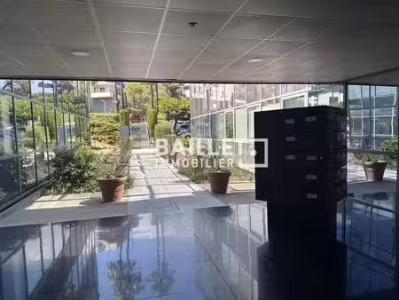 bureau prestigieux de 257 m2 en location - antibes  france