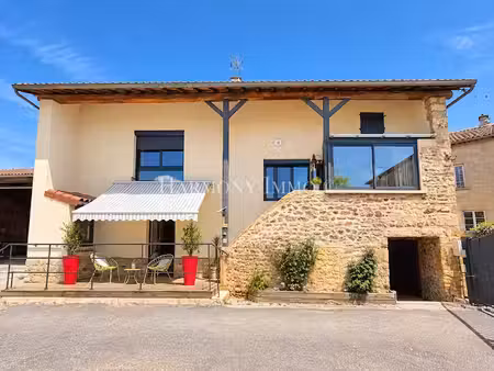 vente maison 6 pièces 136 m² à fuissé (71960)  330 000 €