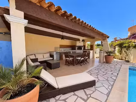 vente maison 5 pièces 130 m2 à saint-raphaël