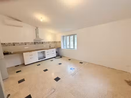 proche du centre ville appartement p2