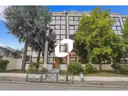 location bureaux montreuil 93100 256m² à 1423m²