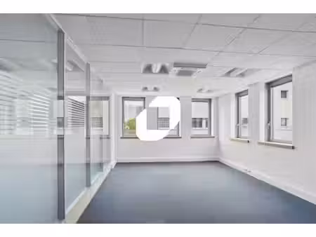location bureaux nanterre 92000 377m² à 2979m²