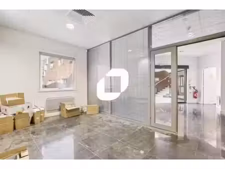 location local d’activités nanterre 92000 327m²