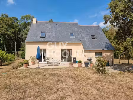 maison familiale d'environ 90 m² avec vie de plain-pied  jardin sans vis-à-vis et rendemen