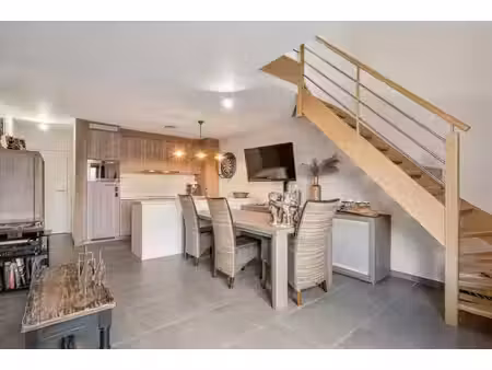 appartement à vendre à parochiestraat 87 iddergem (rbx03263)
