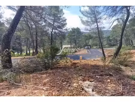achat terrain 528m² salernes 83690