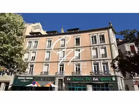 vente appartement 1 pièces 20m2 grenoble 38000 - 185000 € - surface privée