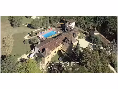 maison avec piscine puy-l’evêque (46)