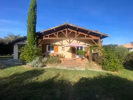 maison rénovée de type 3 avec jardin à tosse ? à 10 km des plages
