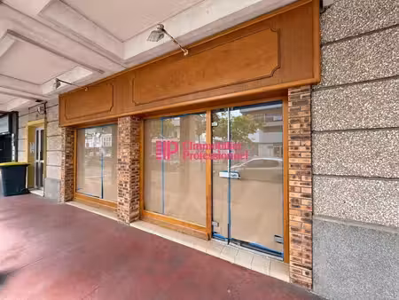 location commerce lorient 56100 40m²