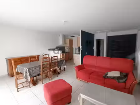 location appartement 3 pièces 75m² montaigu vendee 85600