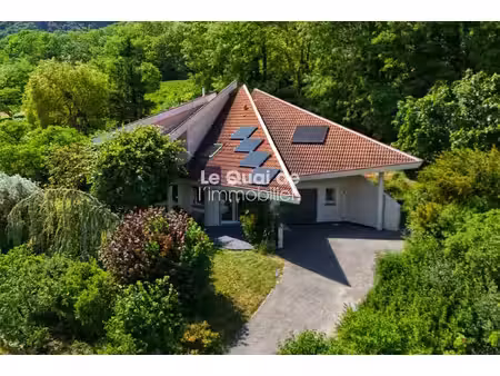 a vendre : maison contemporaine