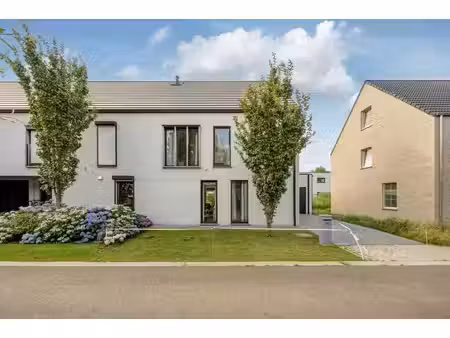 huis te koop in dessel met 4 slaapkamers