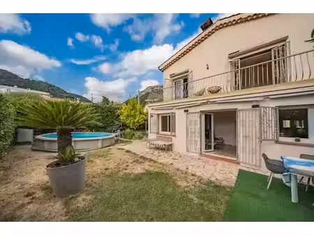 vente maison 6 pièces 131 m² à vence (06140)  645 000 €