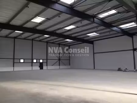 vente local d’activités ennery 95300 985m²