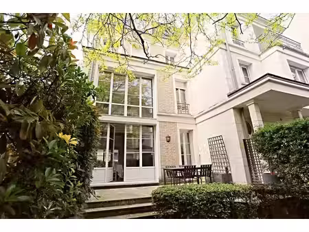 maison de luxe de 192 m2 en location neuilly-sur-seine  france