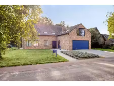 maison spacieuse 5 ch sur 10a76 à hasselt