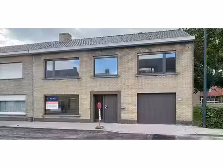 maison à vendre à woumen pour € 245.000 avec 3 chambres à coucher