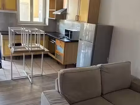 location appartement 2 pièces à montauban (82000) : à louer 2 pièces / 41m² montauban