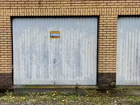 box de stationnement ou de stockage à jumet. forte demande !