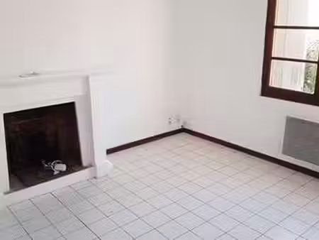 location appartement 2 pièces à narbonne (11100) : à louer 2 pièces / 54m² narbonne