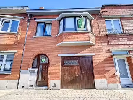 quartier résidentiel  3ch poss. 4 + bureau  garage  jardin.