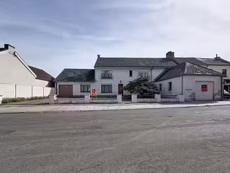 maison spacieuse à rénover