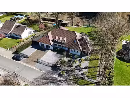 villa d’exception avec espaces professionnels  wellness