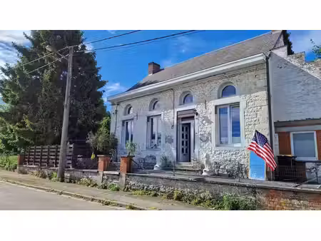 maison d'habitation 4 façades avec jardin