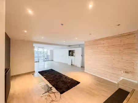 te koop  multifunctioneel handelspand met ruime woonst in...