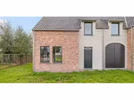 maison à vendre à zwevezele pour € 436.900 avec 3 chambres à coucher