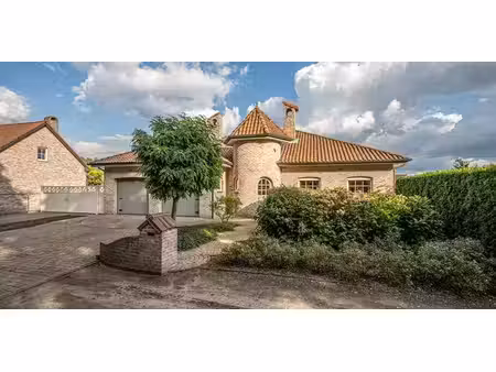 villa à vendre à ravels pour € 649.000 avec 4 chambres à coucher