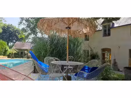 maison avec piscine et jardin evran (22)