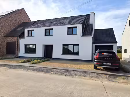 huis te koop in ninove met 4 slaapkamers
