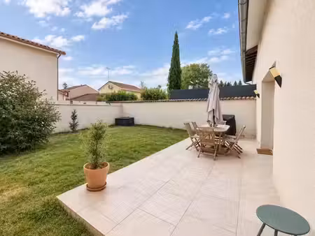 vente maison 4 pièces 83 m² à saint-genis-laval (69230)  379 000 €