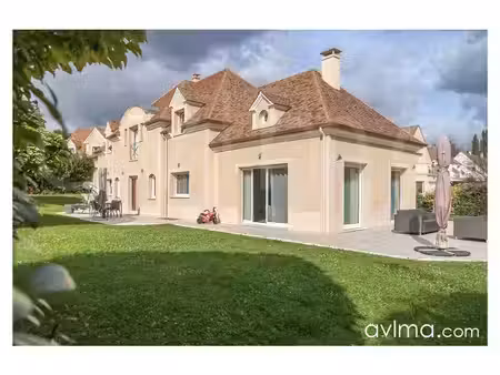 maison saint nom la breteche 11 pièce(s) 365 m2