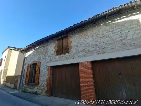 appartement + 2 garages + dépendance   au centre de caussade. superbe projet !