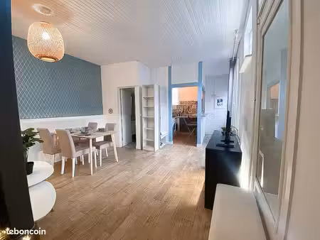 charmante maison meublée  2 chambres  avec cour fleurie à 300 m du métro gabriel péri