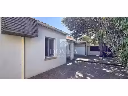 villa avec piscine et jardin jacou (34)
