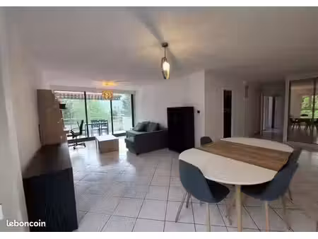 appartement 4 pièces 77 m²