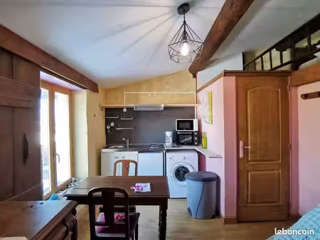 studio 1 pièce 25 m²