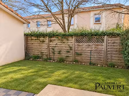 maison t4 dans résidence sécurisée avec garage et jardin
