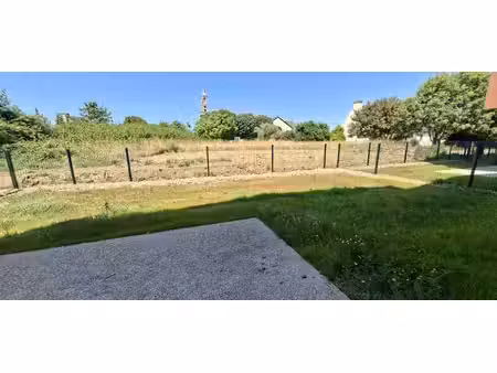 t3 avec terrasses et jardin  centre plougonvelin