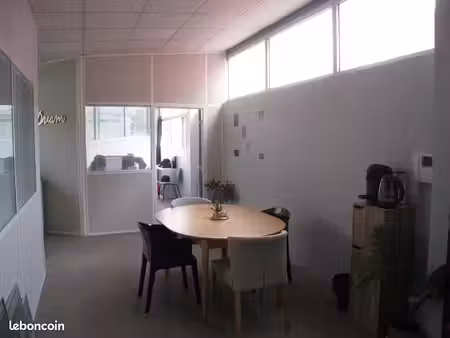 bureaux 45 m²
