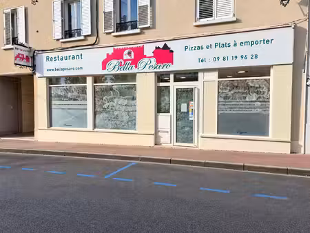 local commerciale a louer avec pas de porte  restauration