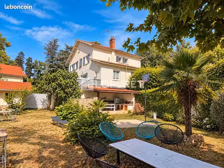 maison 5 pièces 121 m²
