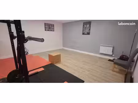 local commercial