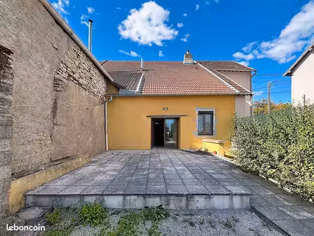 maison 2 pièces 68 m²