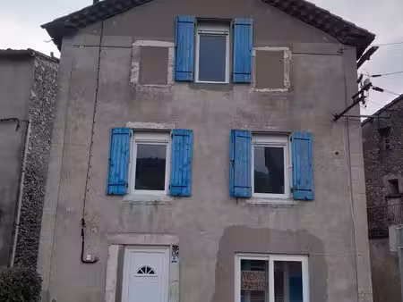 maison de village avec jardin a proximité et parcelle de chataigner