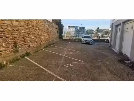 parking à louer